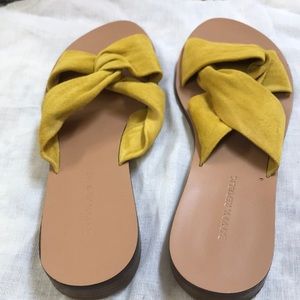 Banana Republic sandals